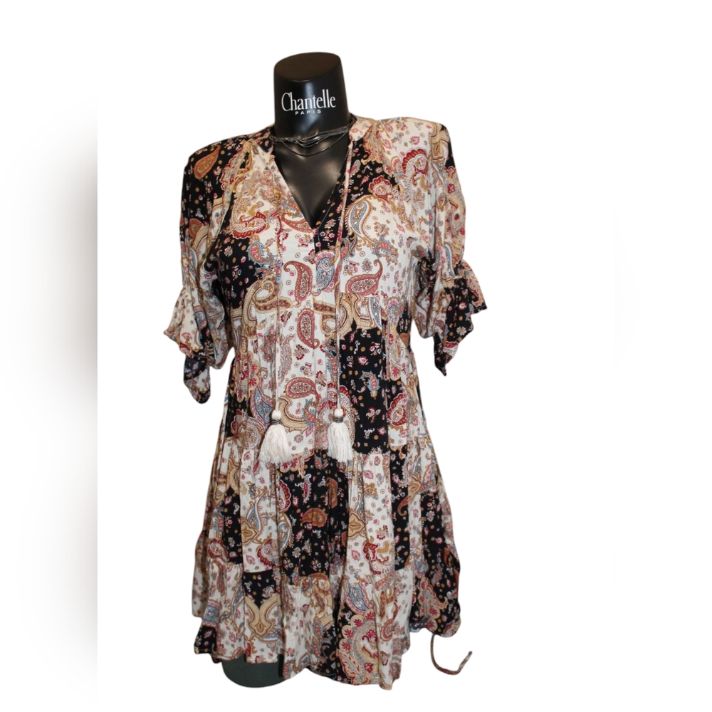 Beautif Fall Dress. Teired, Vneck, 3/4 Puff Sleeve, Paisley Patch Work
